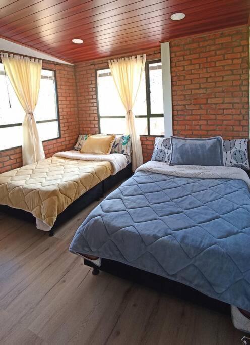 Hermosa Casa Campestre Moderna "Rancho La Marina" Chiquinquirá Extérieur photo