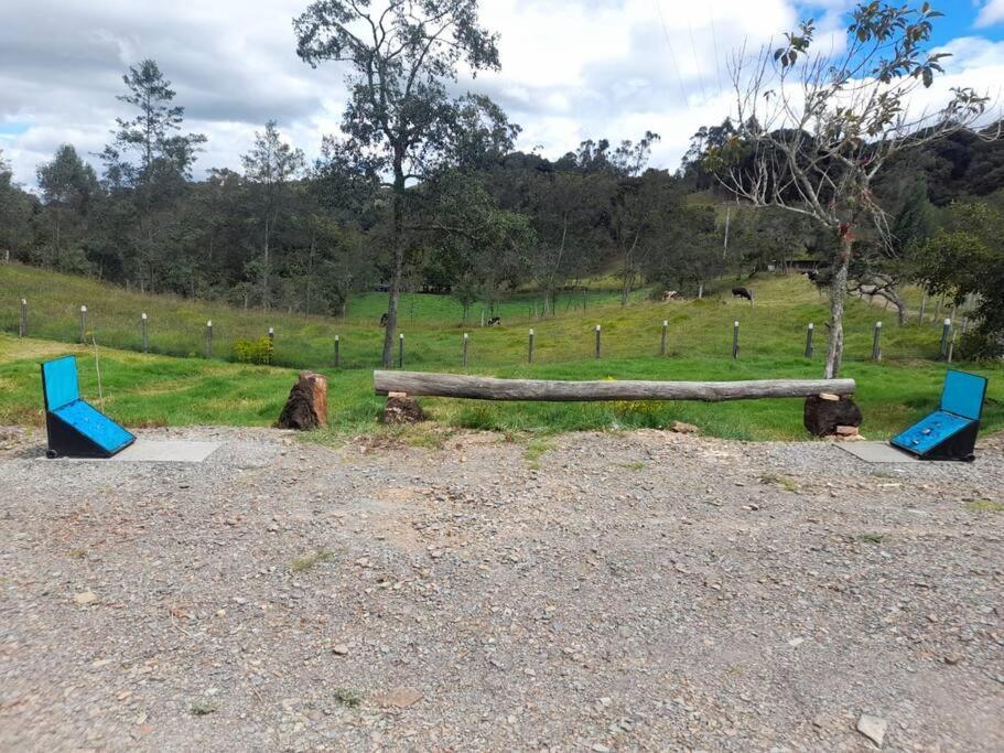 Hermosa Casa Campestre Moderna "Rancho La Marina" Chiquinquirá Extérieur photo